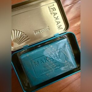Makari Blue Crystal Ultimate Intense Beauty Bar